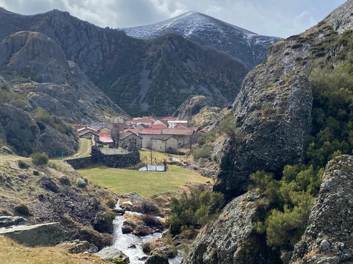 El Invernal De Picos Portilla de la Reina Bagian luar foto