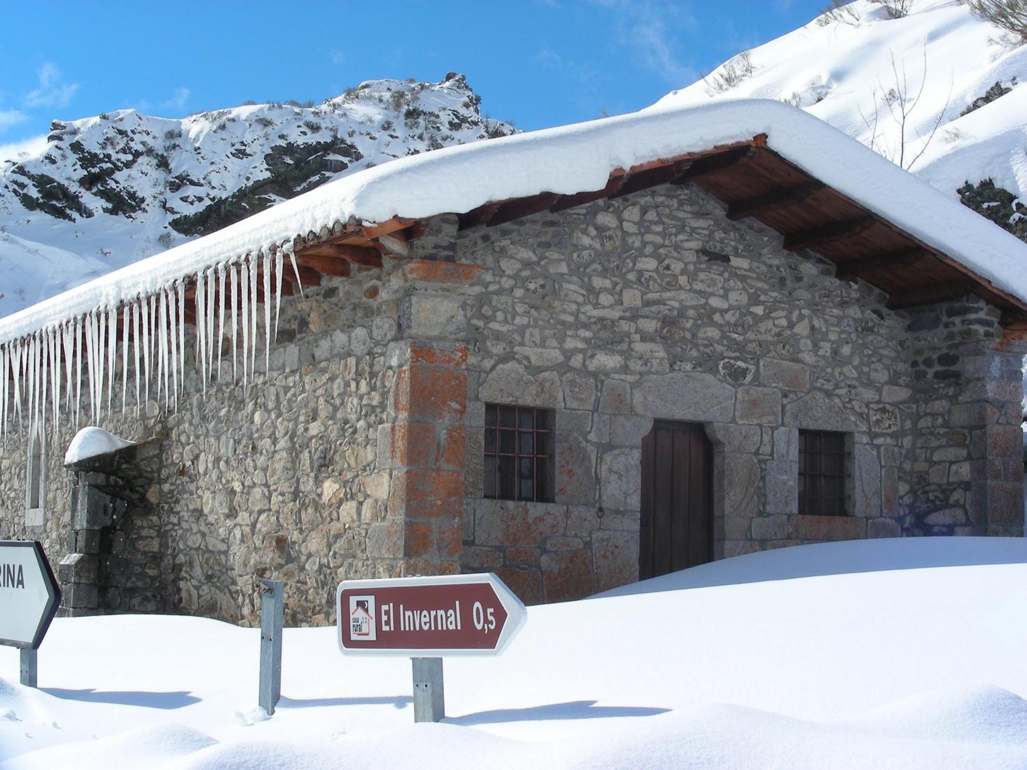 El Invernal De Picos Portilla de la Reina Bagian luar foto