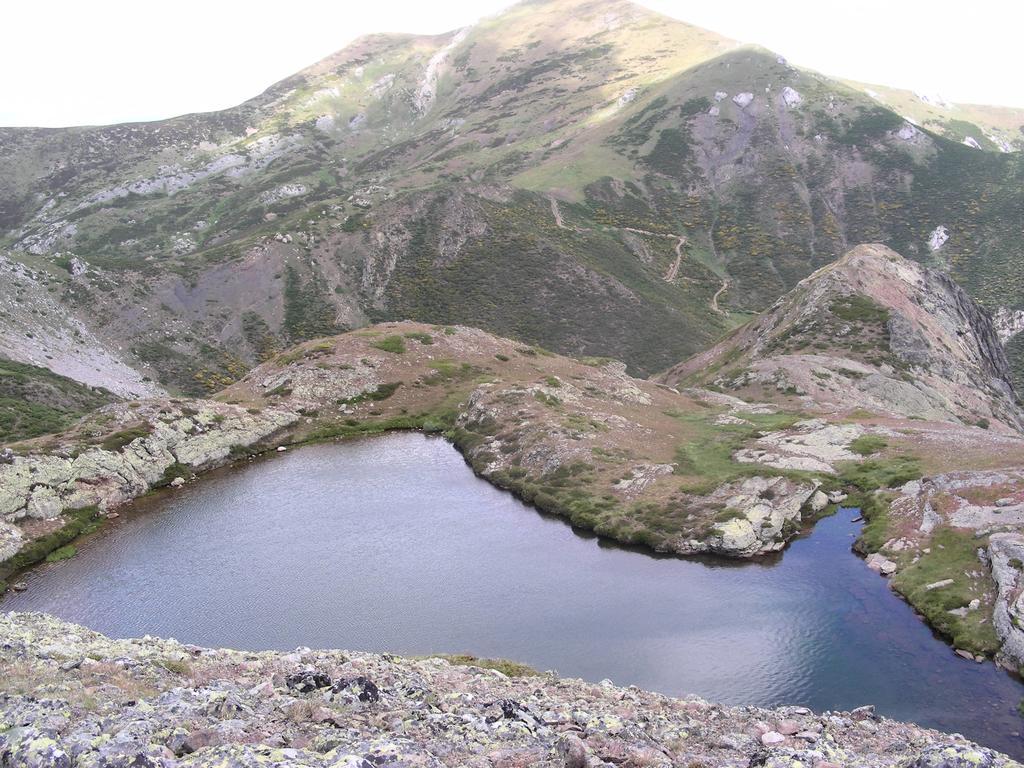 El Invernal De Picos Portilla de la Reina Bagian luar foto
