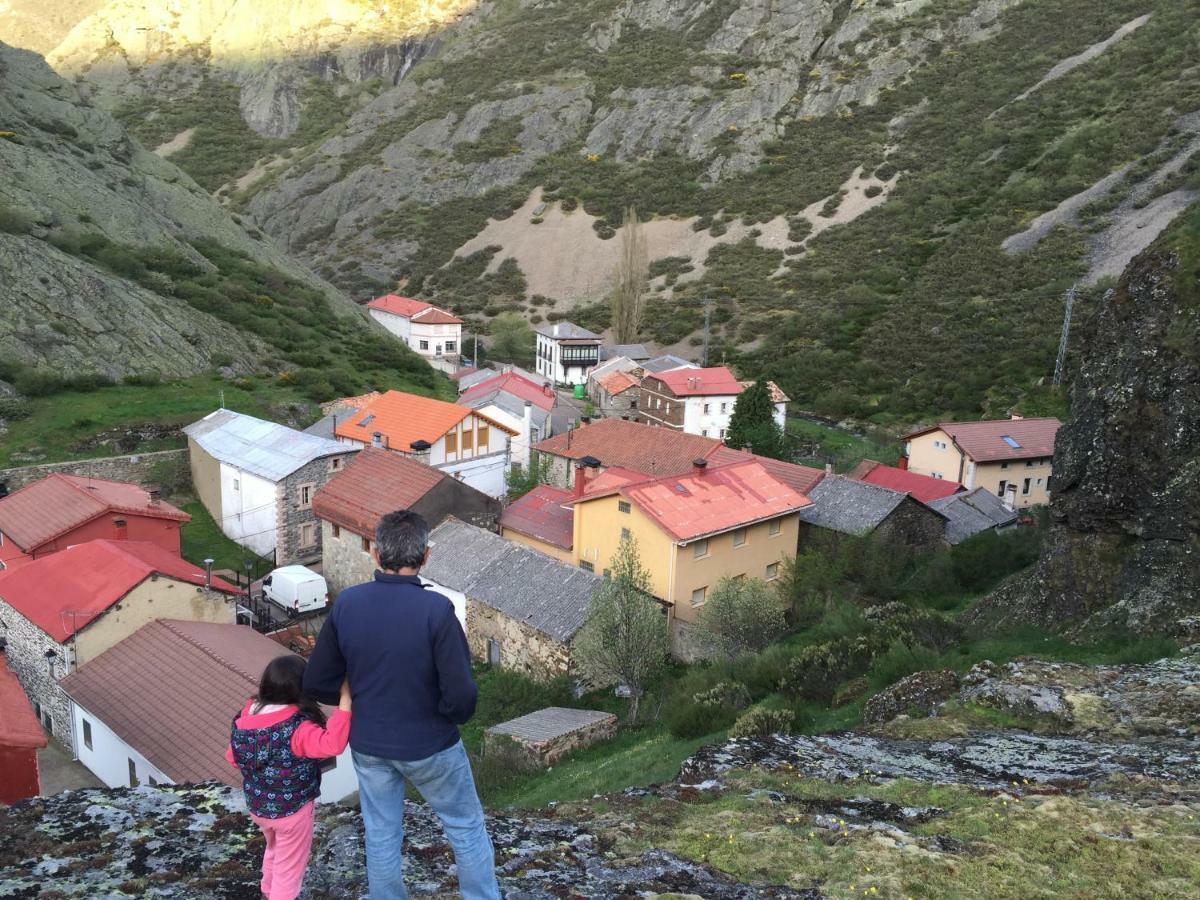 El Invernal De Picos Portilla de la Reina Bagian luar foto